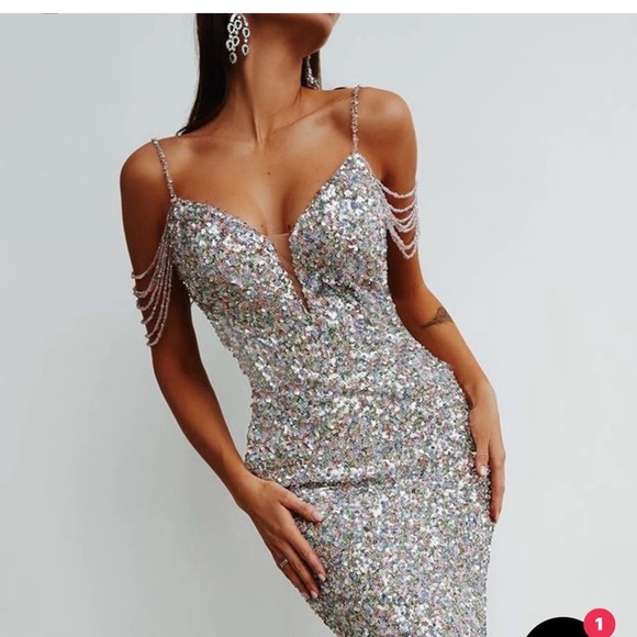 Bella Barnett Dresses & Skirts - BELLA BARNETT Bead Straps Sequin Mini Dress Birthday Sexy Deep V Size Med